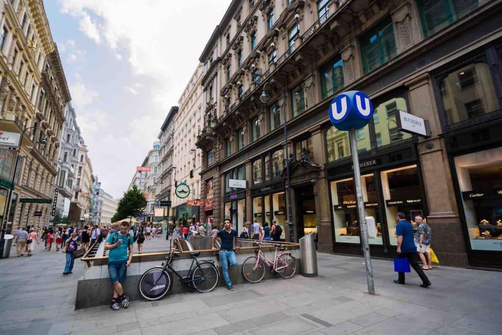 Design Apartment In The Centre Of Viena Exterior foto